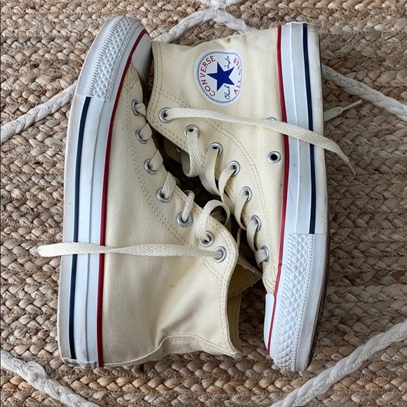 Converse Shoes - High Top Converse
